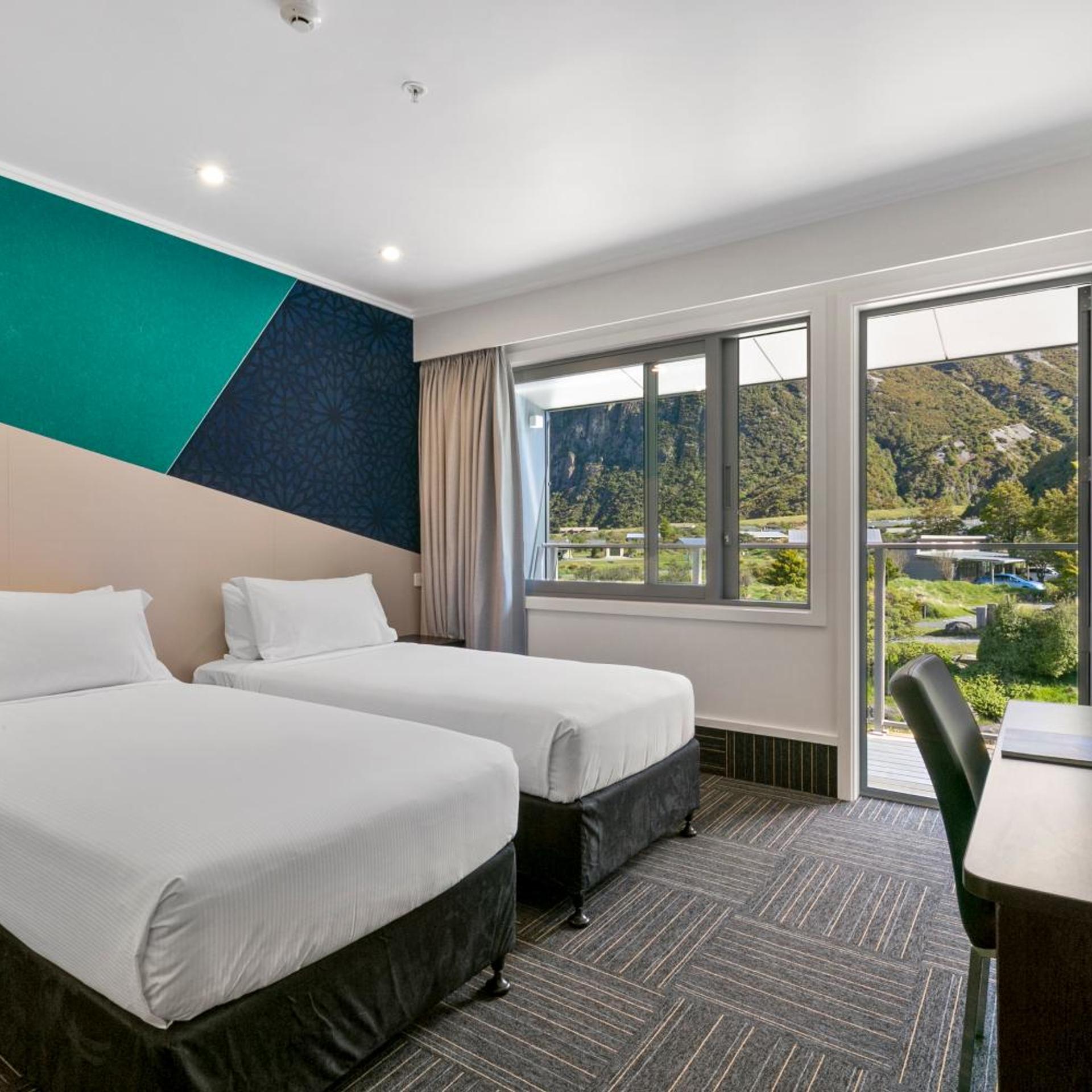 Mt Cook Lodge and Motel 10/24
