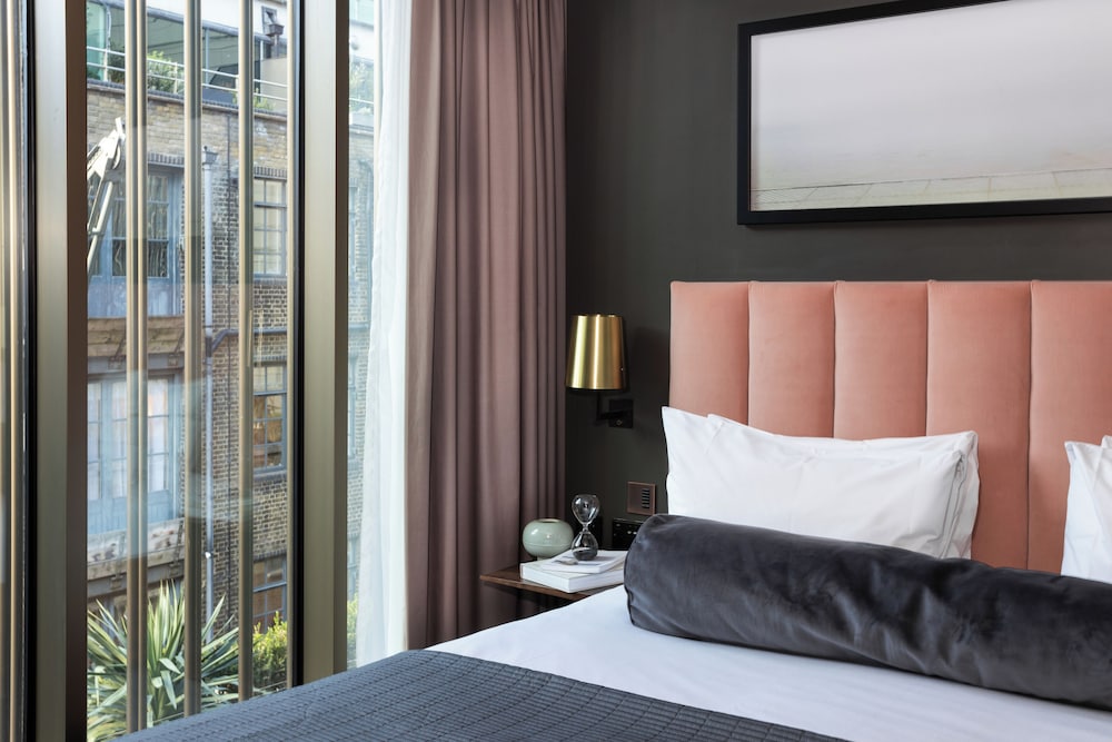 1 Bedroom, Apartment, King Bed, Native Bankside 7/10