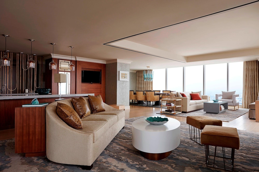 MARRIOTT MARQUIS HOUSTON 42/65