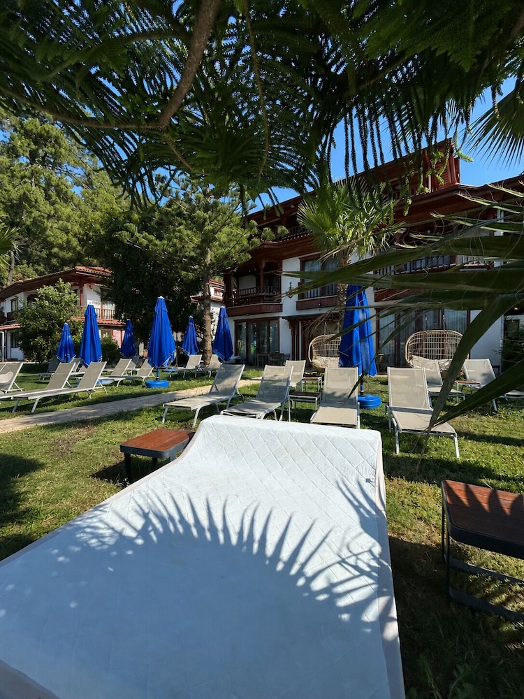 Iskelem Hotel 42/50