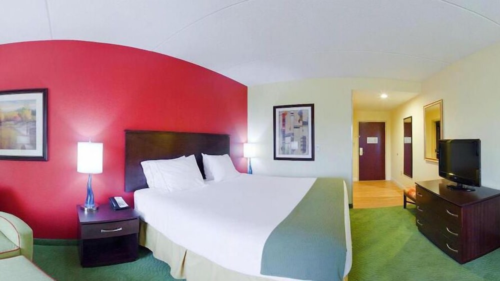 Holiday Inn Express Hotel And Suites Spartanburg North 12/48