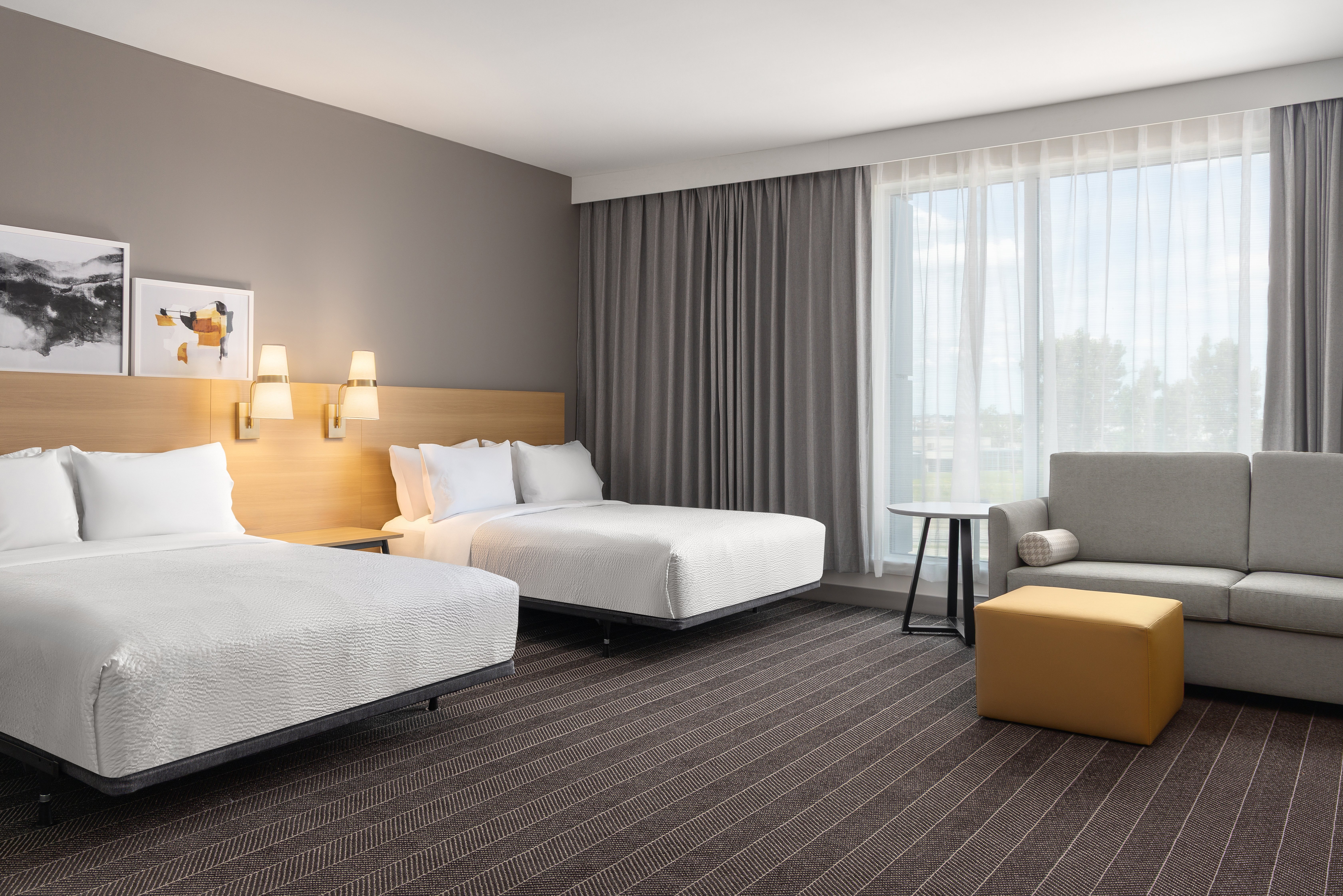 Staybridge Suites Montreal Airport - St-Laurent 15/50