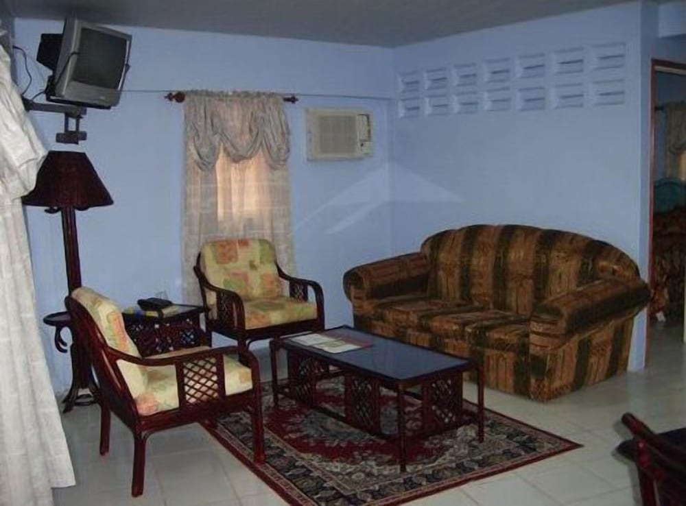 Kanuku Suites 38/55