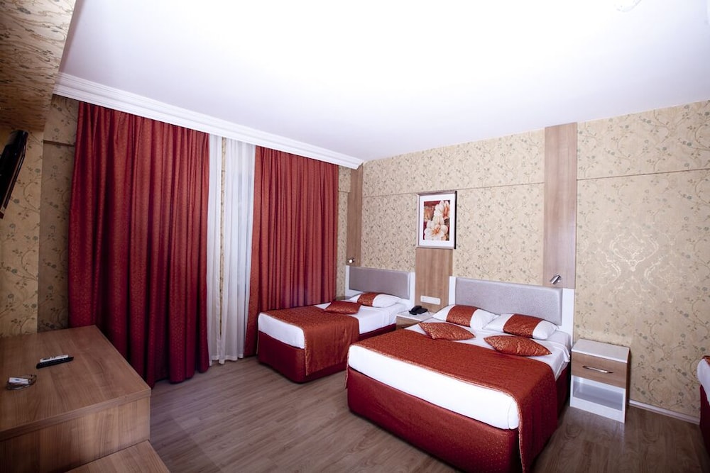 Aleria Belport Beach Hotel 25/71
