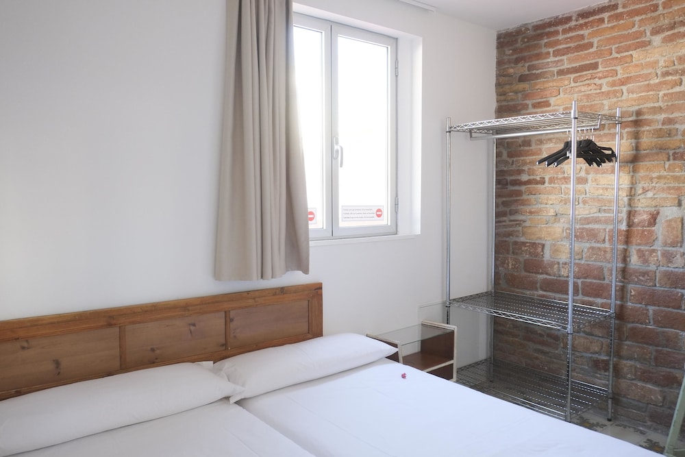 Hotel Pigal 41/68