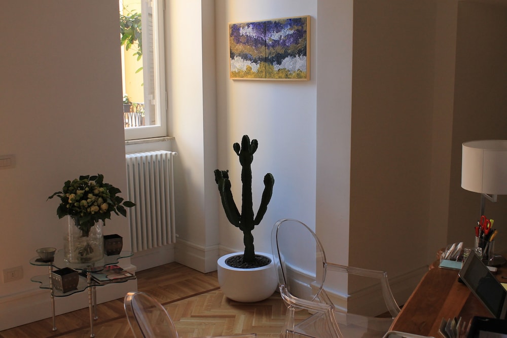 504 CORSO SUITES 68/76