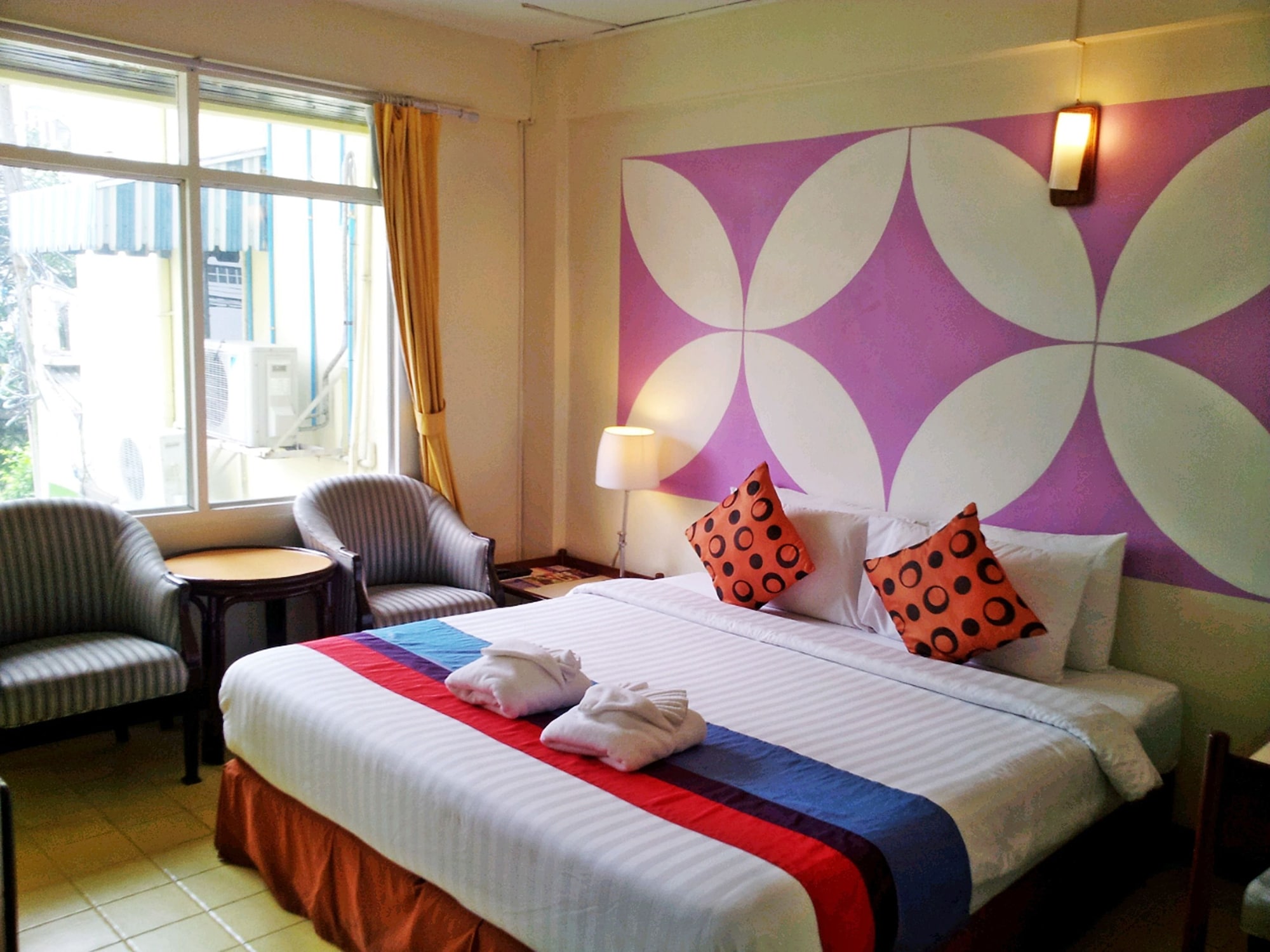 Room at Sawasdee Sukhumvit Inn Hotel, BANGKOK
