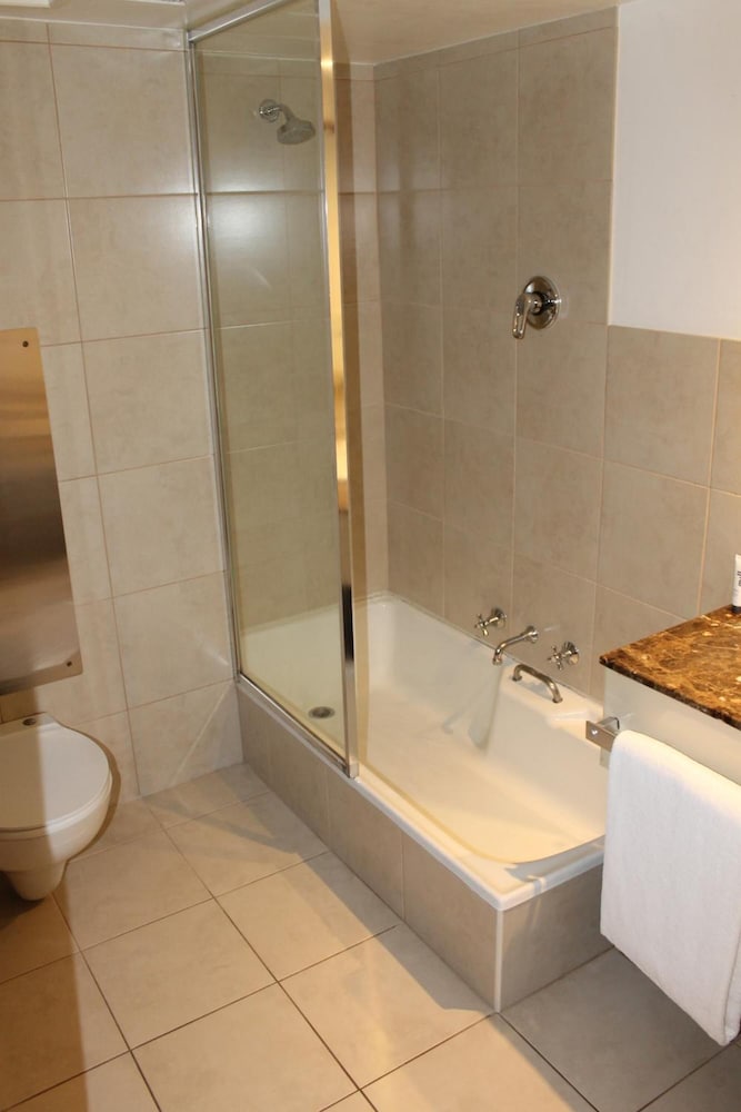Surestay Hotel By Best Western Mid City Ballarat 42/47