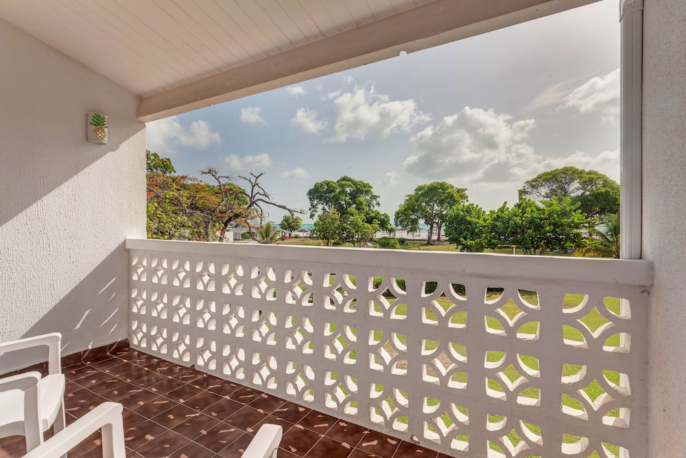 Jolly Beach Resort main