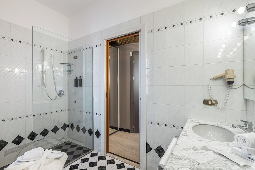 Citystyle Hotel Reggio Emilia 39/43