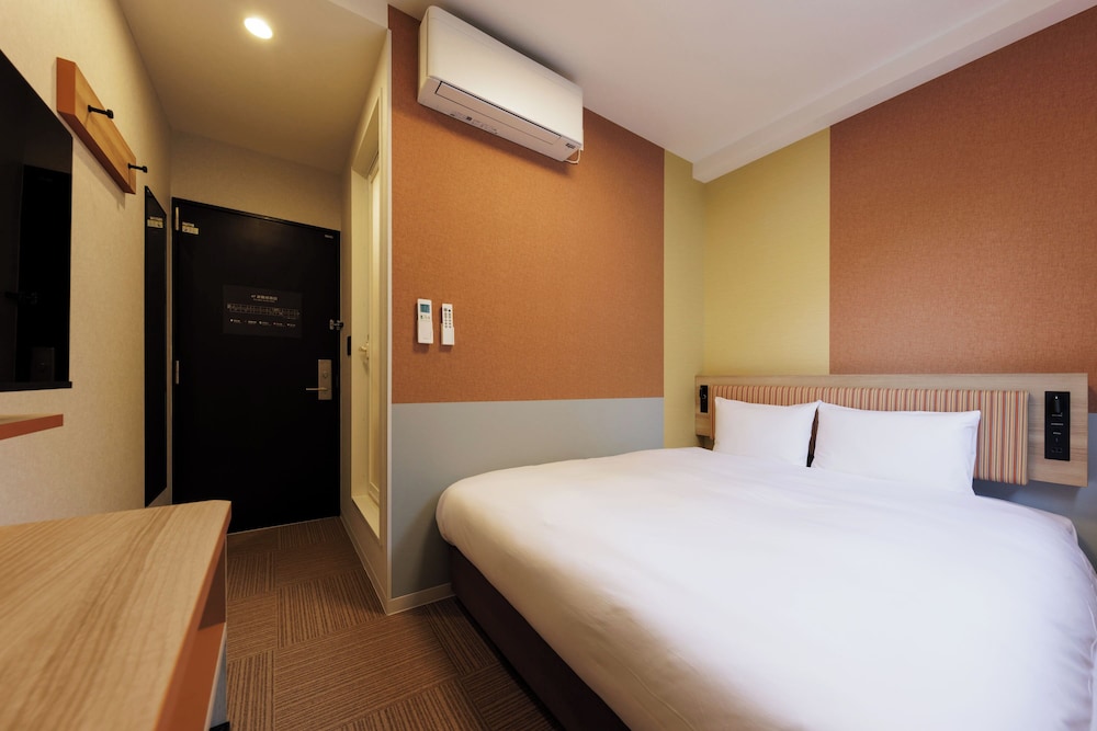 Renovated, Semi Room, Single, Semi Double Bed