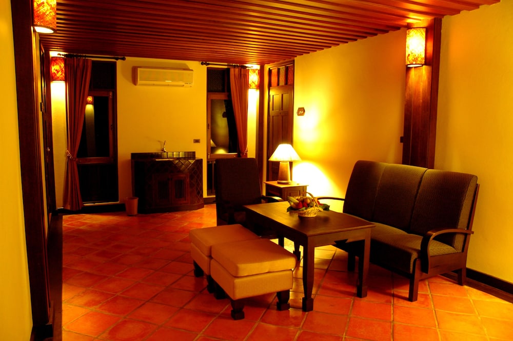 Botany Beach Resort 51/73