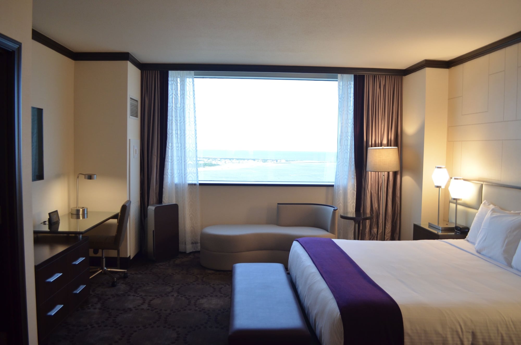 Premium, King Bed, Laguna Tower