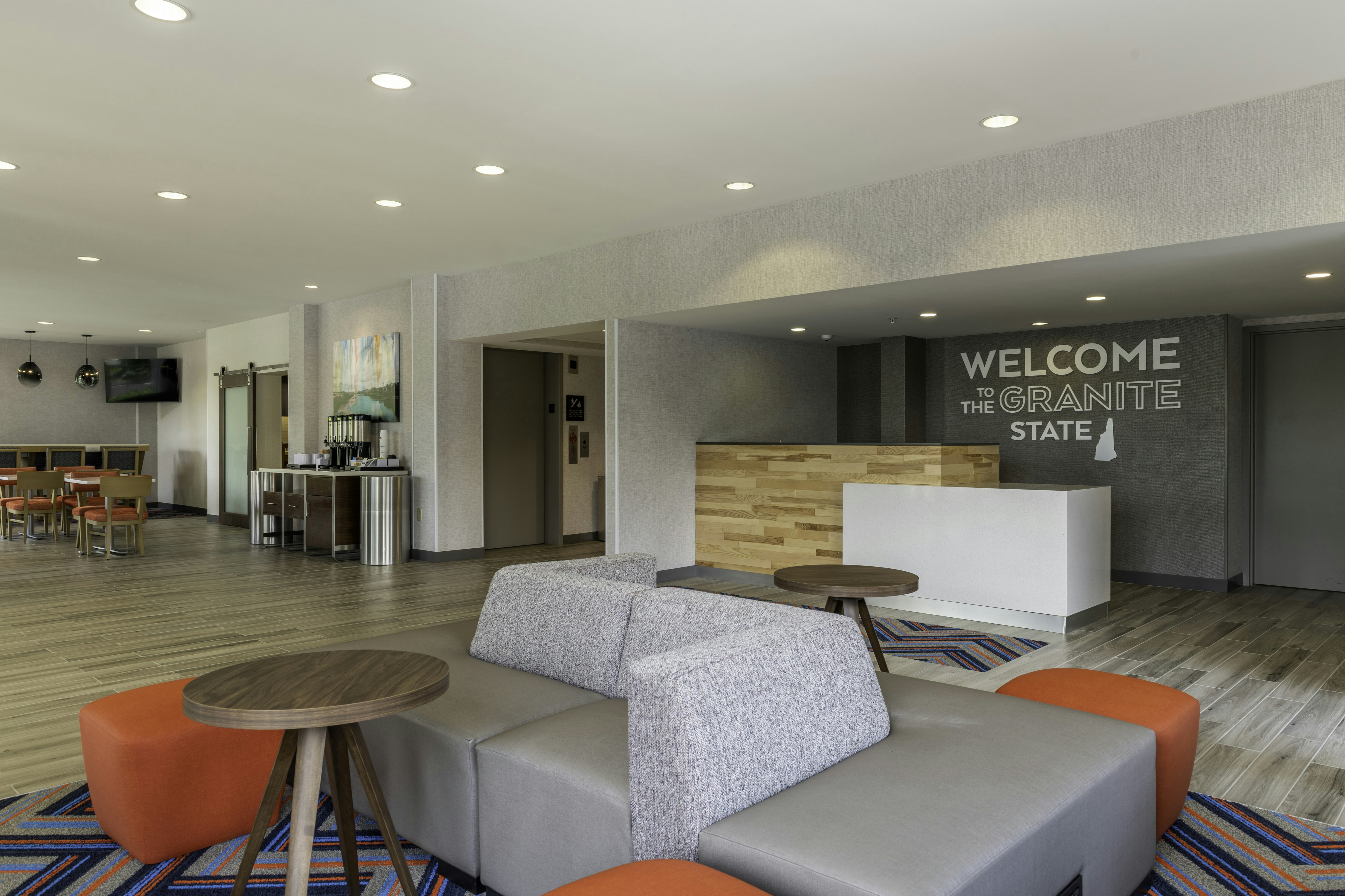 Hampton Inn Manchester Downtown, NH 5/39