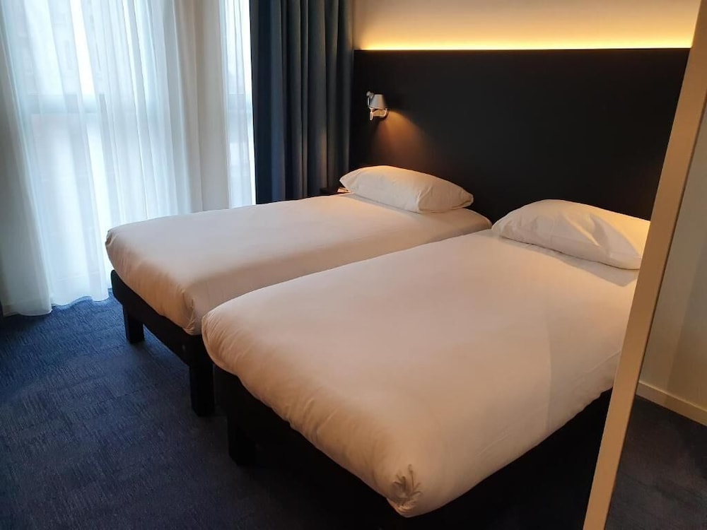Ibis Styles Liege Guillemins 25/71
