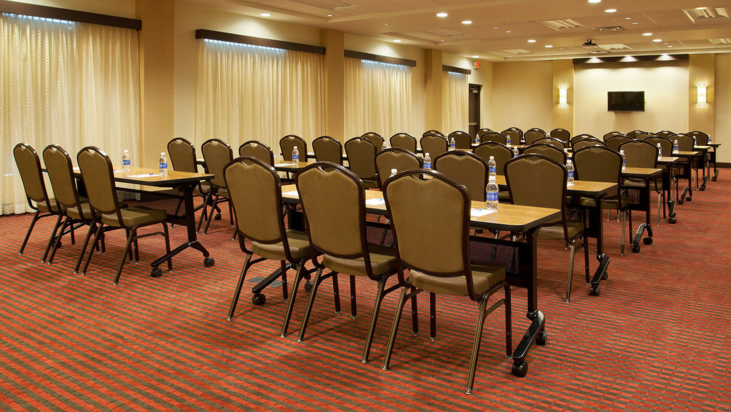 Hyatt Place at The Hollywood Casino Pittsburgh South 57/60