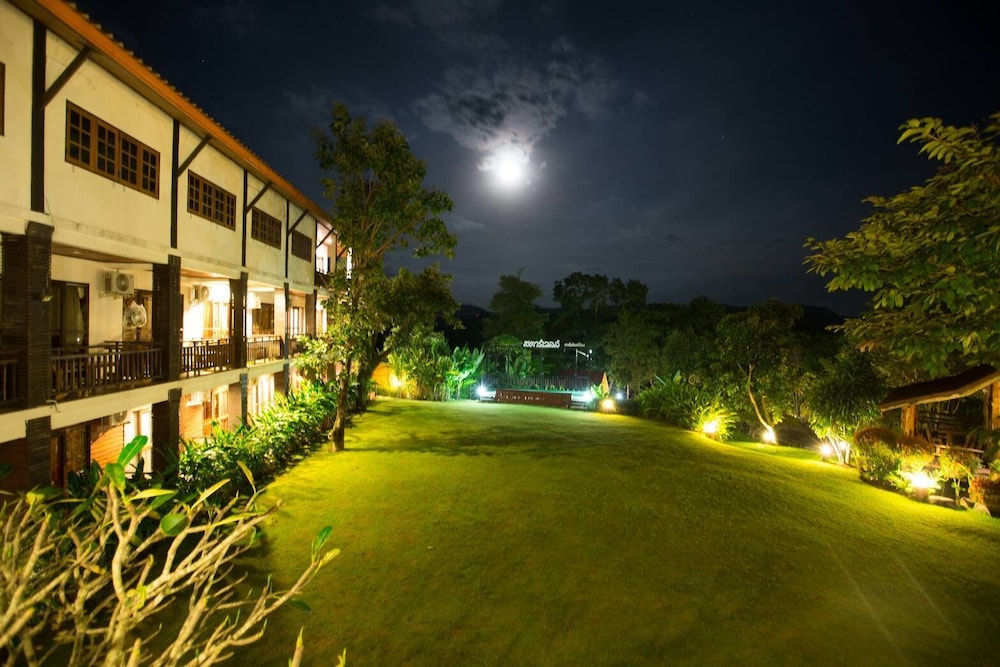 Starwell Garden Home Resort 35/42