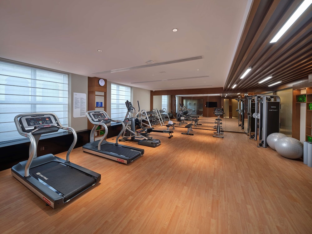 Hilton Garden Inn Jinzhou Central Street 26/44