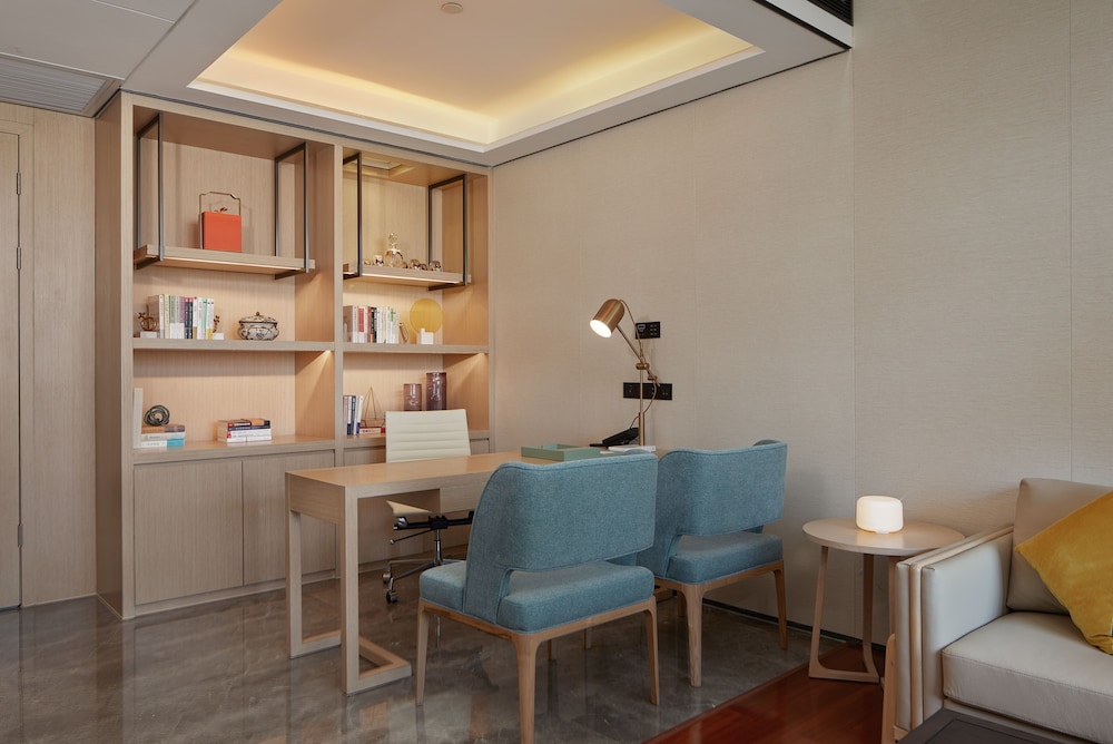 Foshan Virtuous World Hotel 22/26