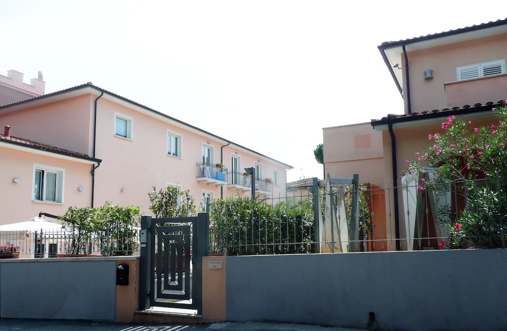 Varo Village Hotel 4/39