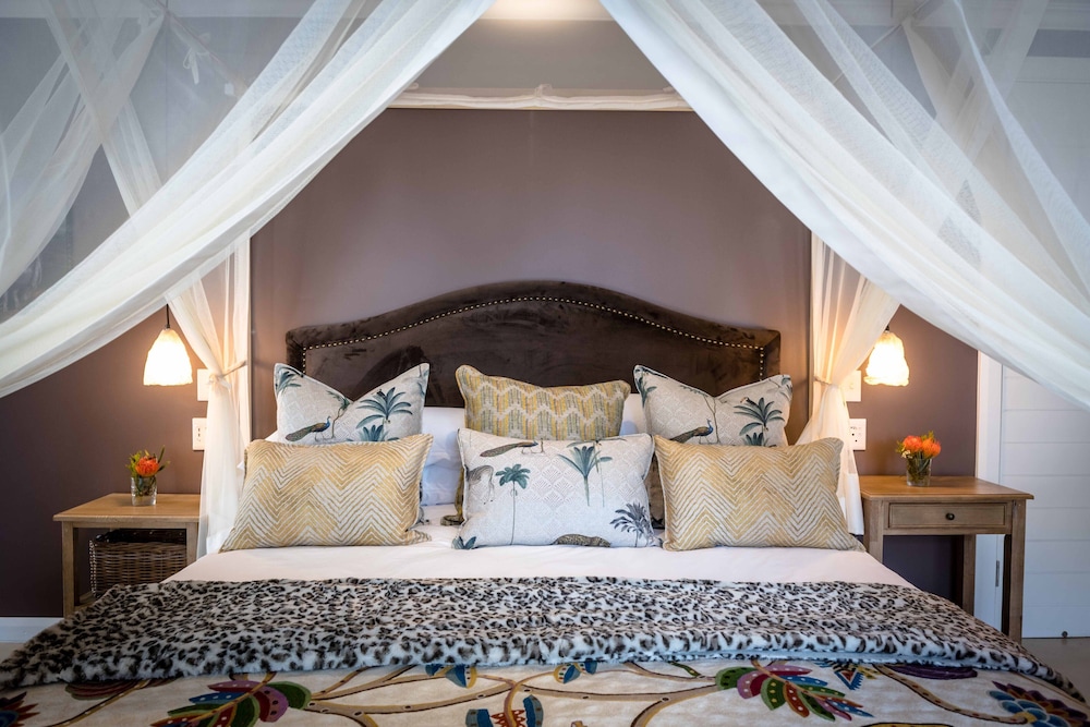 Safari Moon Luxury Bush Lodge 11/50