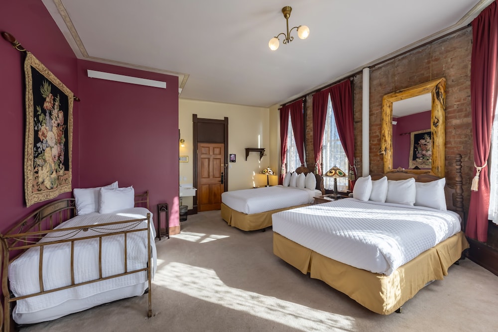 Delaware Hotel 23/49