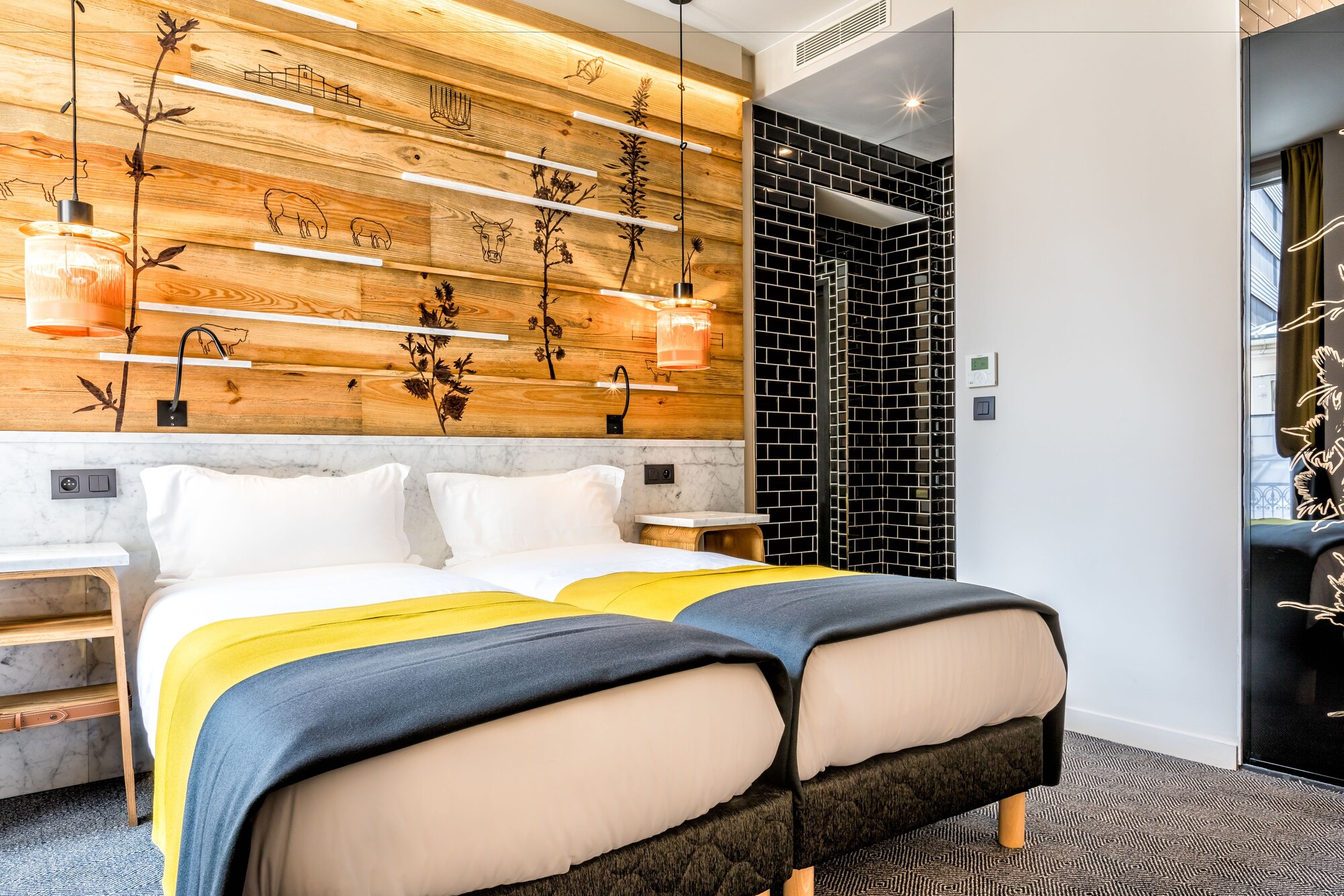 SUPERIOR, TWIN BEDS