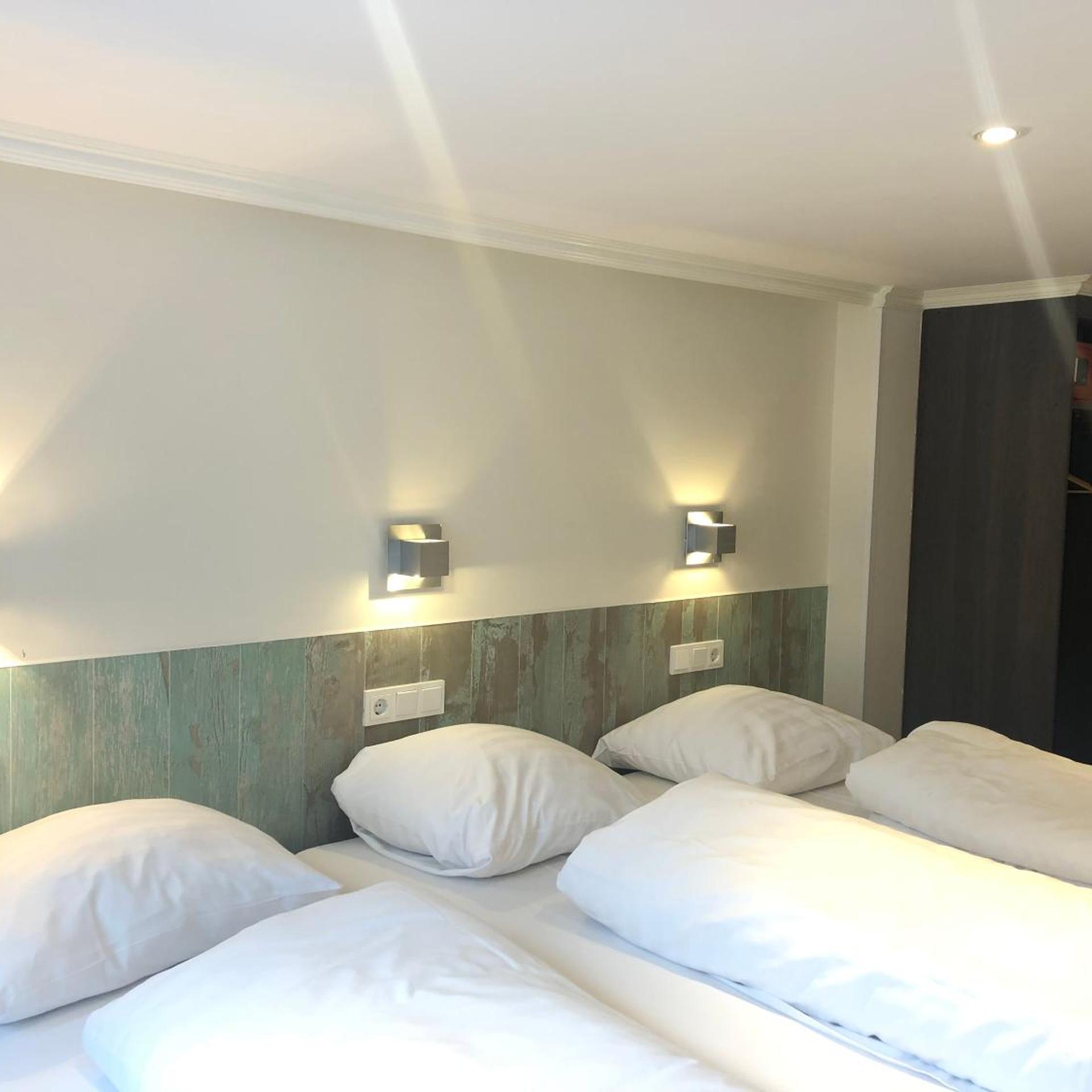 Room, Quadruple, Private Bathroom