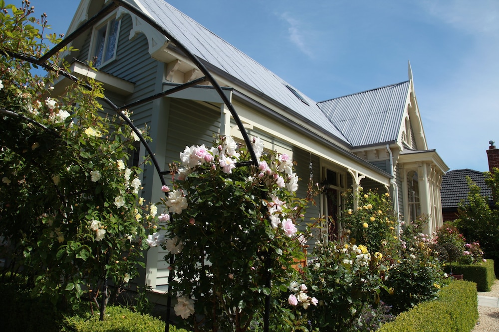 The Lilac Rose Boutique Bed and Breakfast 8/48