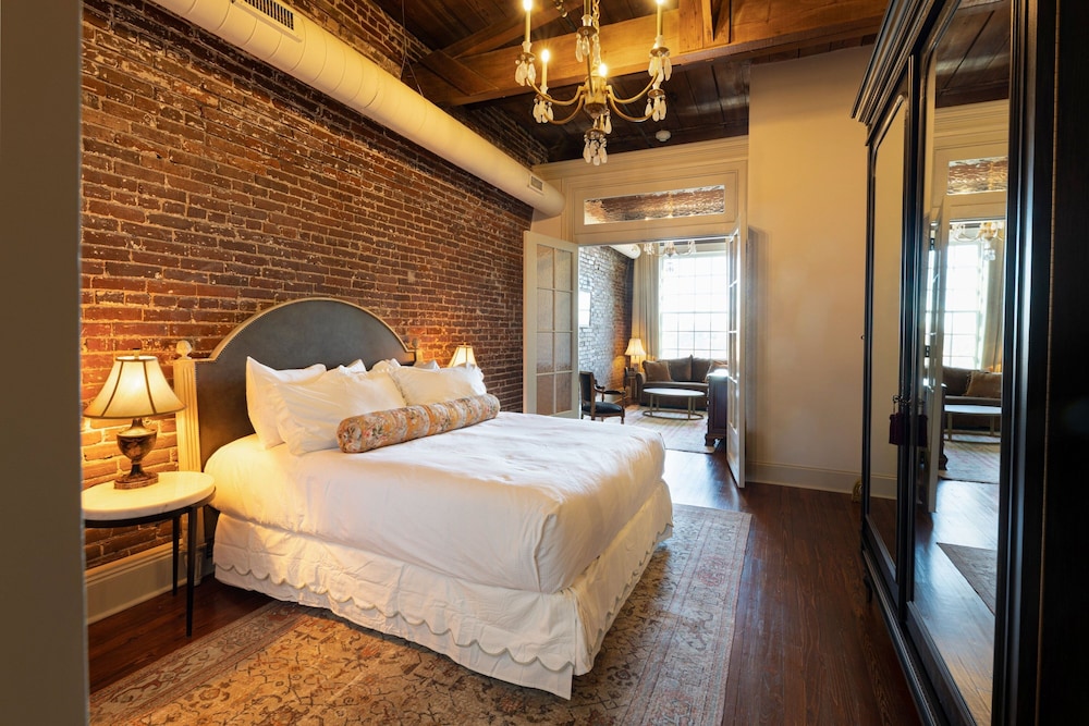 Hotel Cleo, Knoxville Downtown, a Tribute Portfolio Hotel 13/50