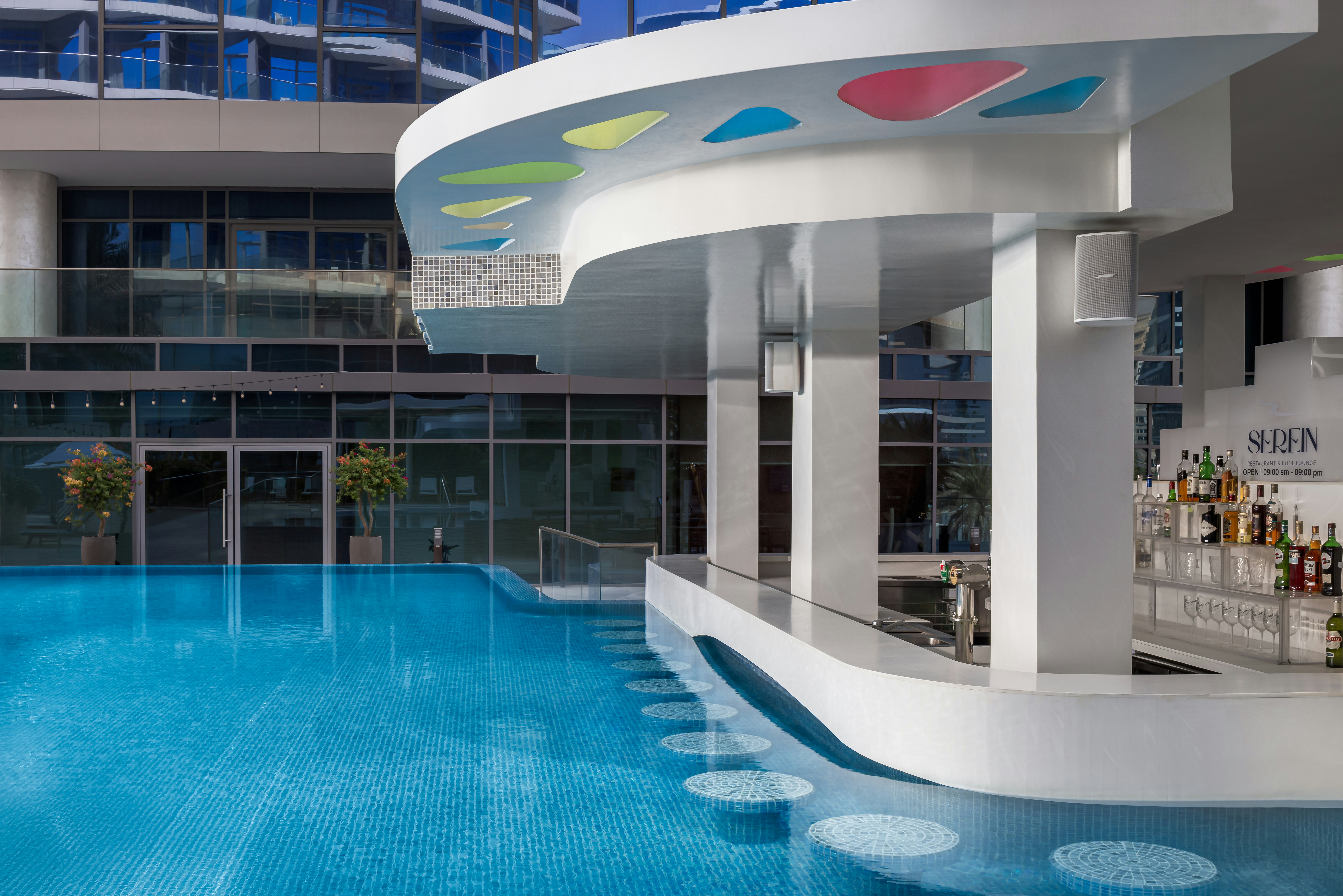 Hilton Dubai Creek Hotel & Residences 4/32