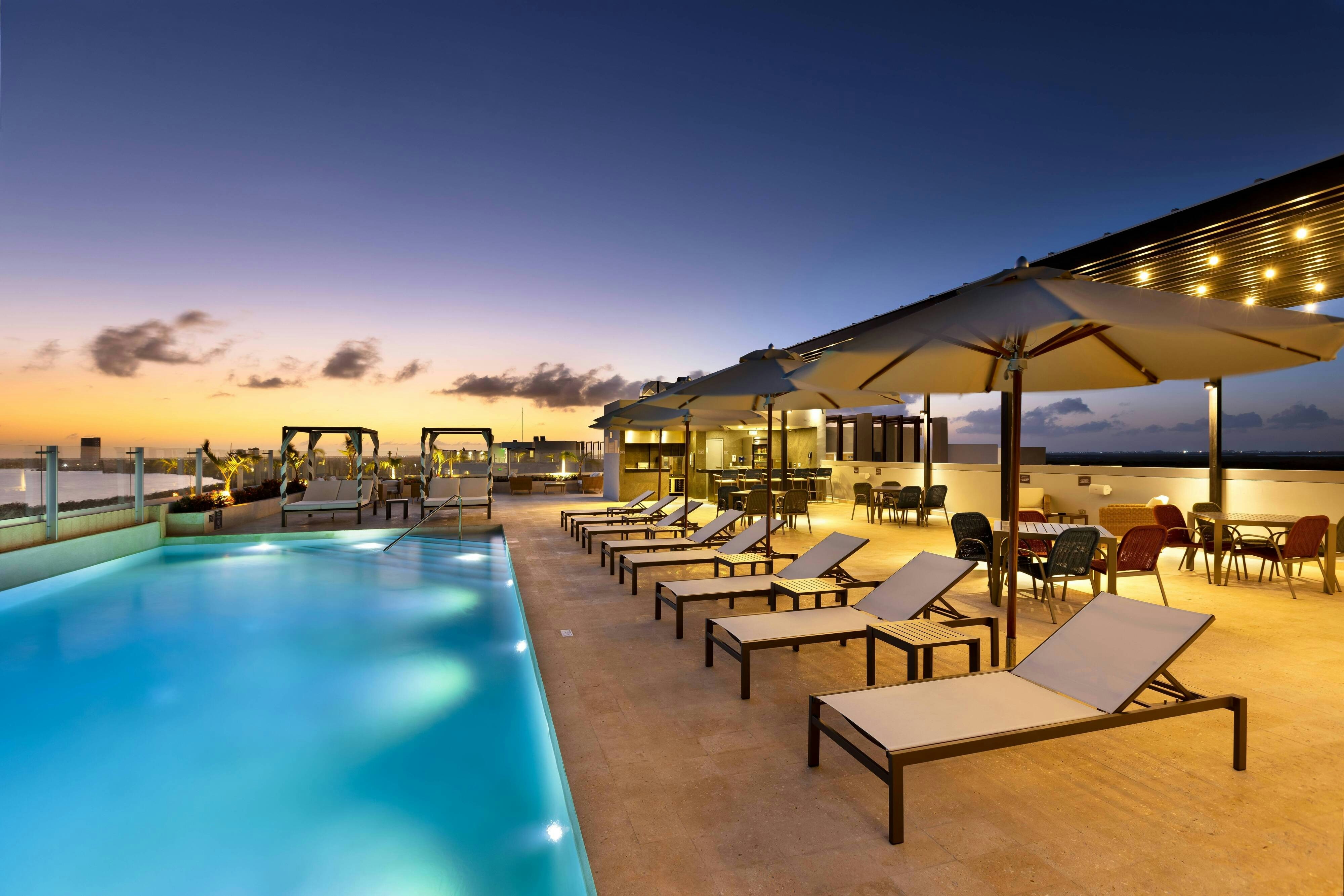 Residence Inn by Marriott Cancun Hotel Zone 26/28