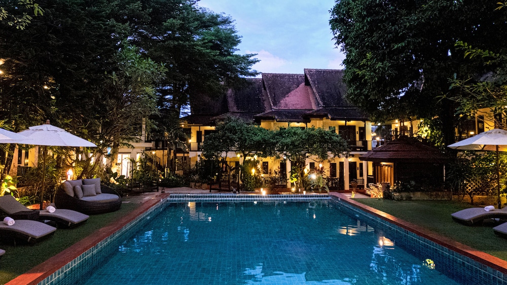 B2 Suthep Night Market Premier Resort 46/50