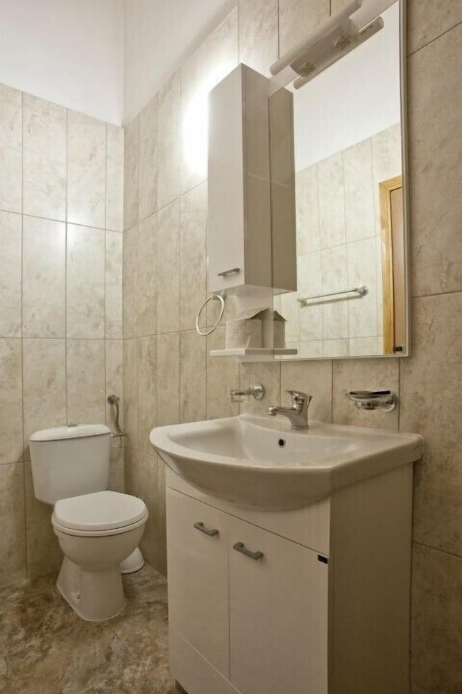 Guesthouse Harmonia 48/49