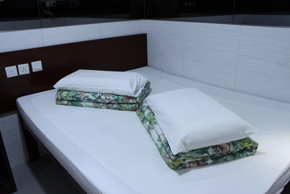 Ah Shan Hostel 14/42