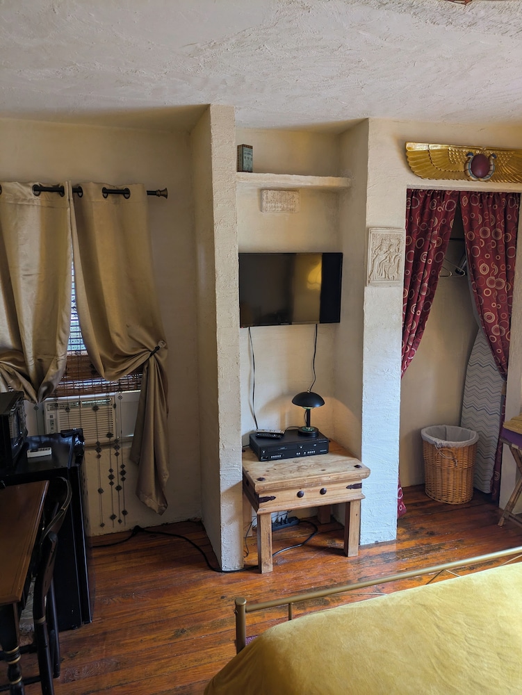 The Old Parsonage Bed and Breakfast 61/64