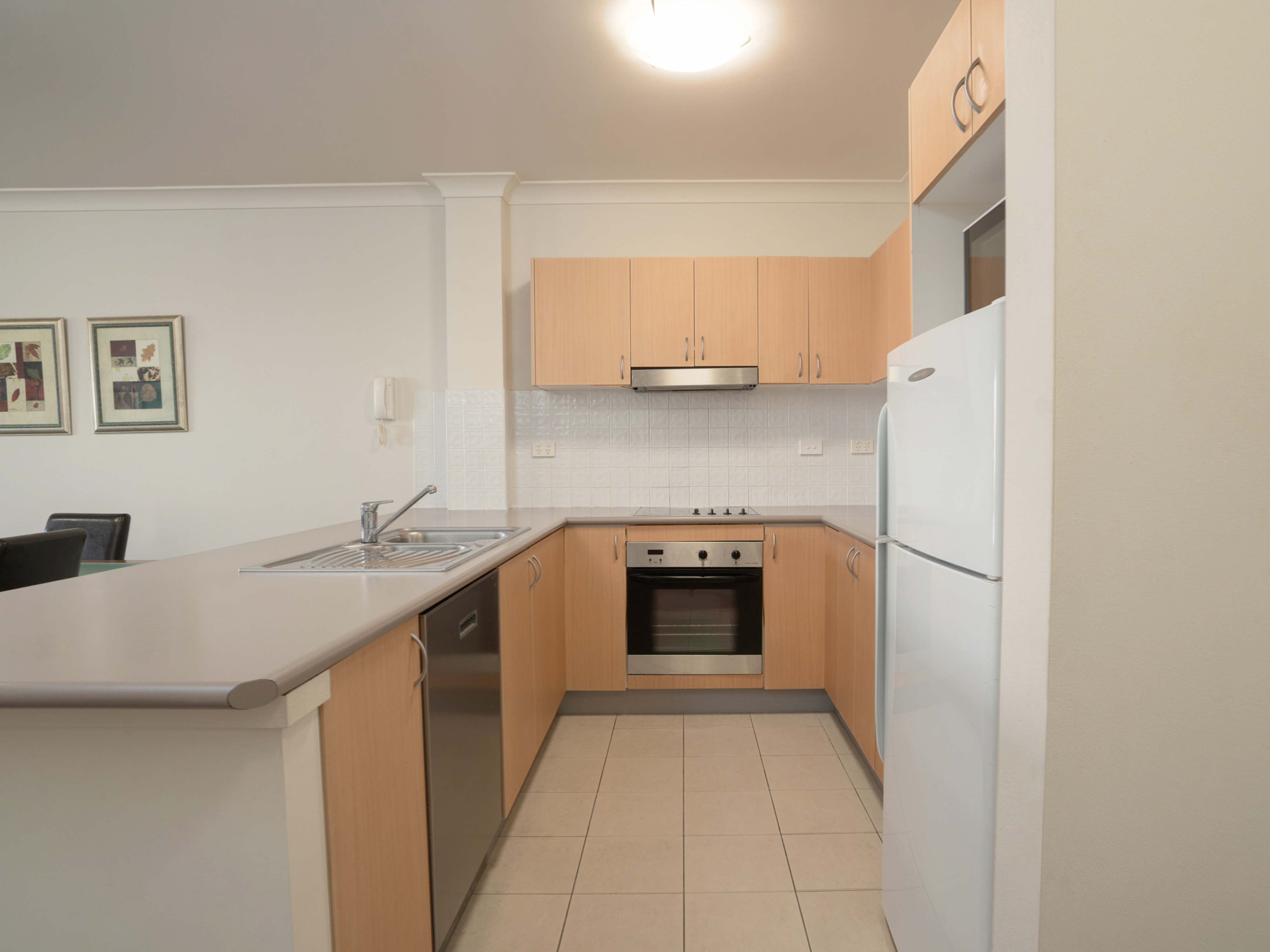 Leisure Inn Spires 50/50