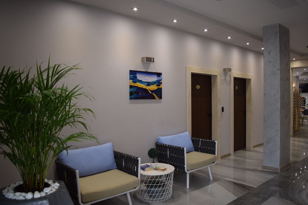 Cristiani Hotel 8/33