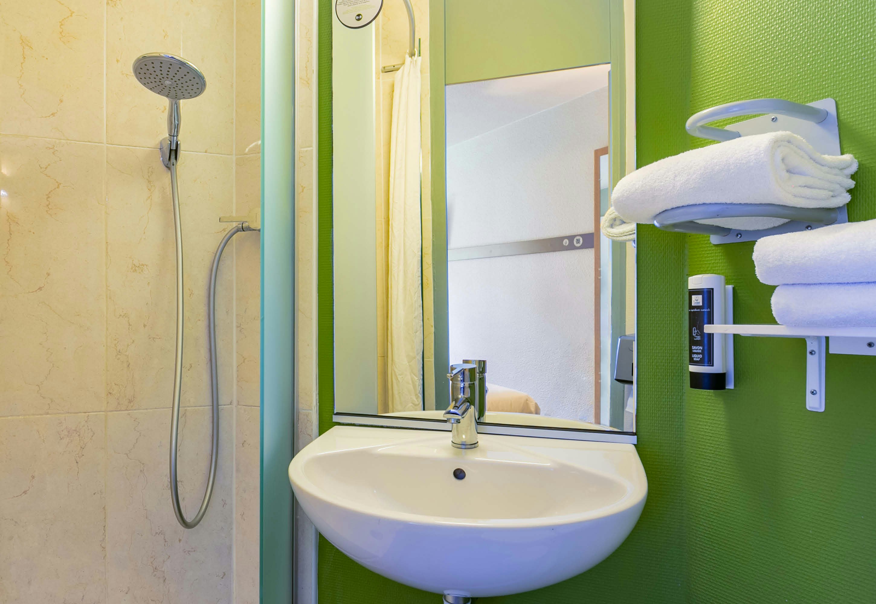 B&B Hotel Strasbourg Nord Artisans 31/31