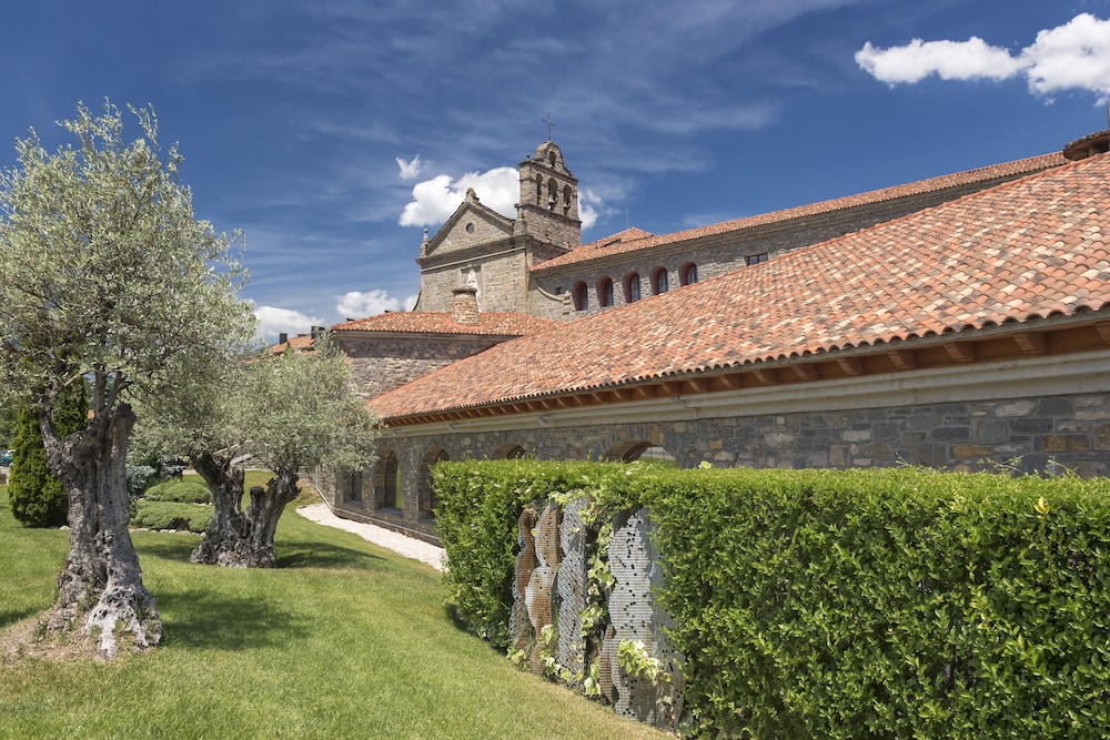 Hotel & Spa Monasterio de Boltana 34/40