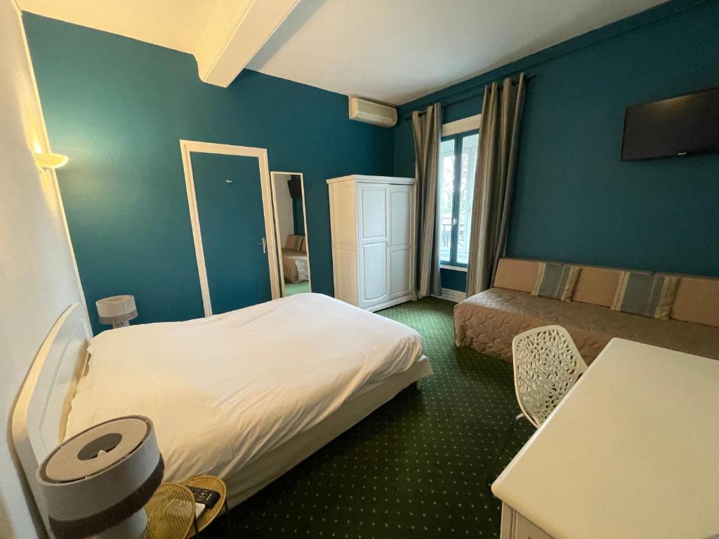 Hotel La Tablee Medievale 12/16
