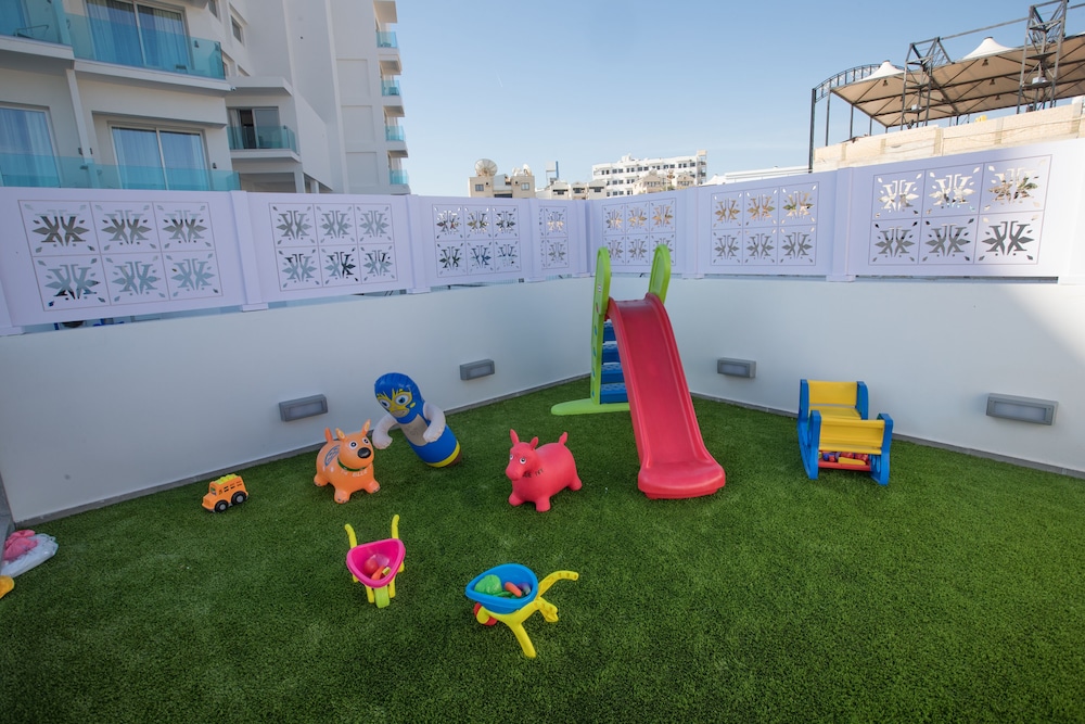 Blue Ivy Hotel And Suites 37/46