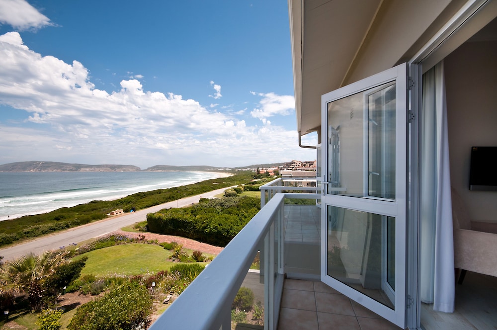 The Robberg Beach Lodge 68/73