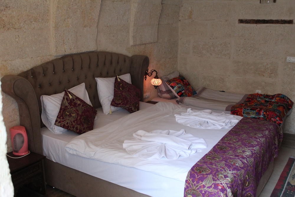 Sandik Cave Hotel 20/50