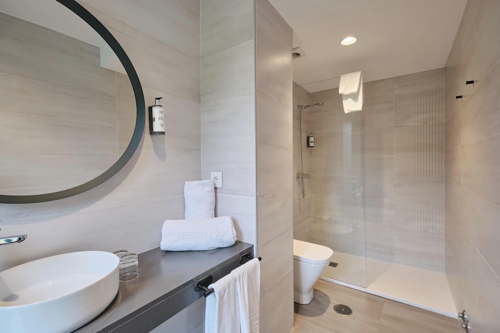 غرفة قياسية بسريرين منفصلين، Pombal Rooms Santiago 6/7