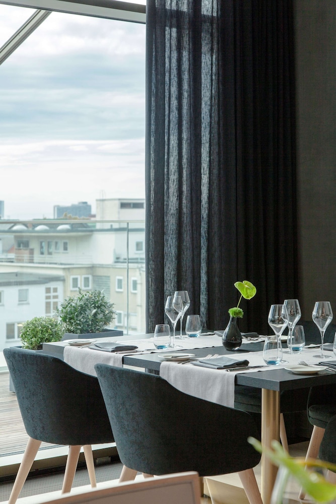 RADISSON BLU HOTEL, MANNHEIM 37/74