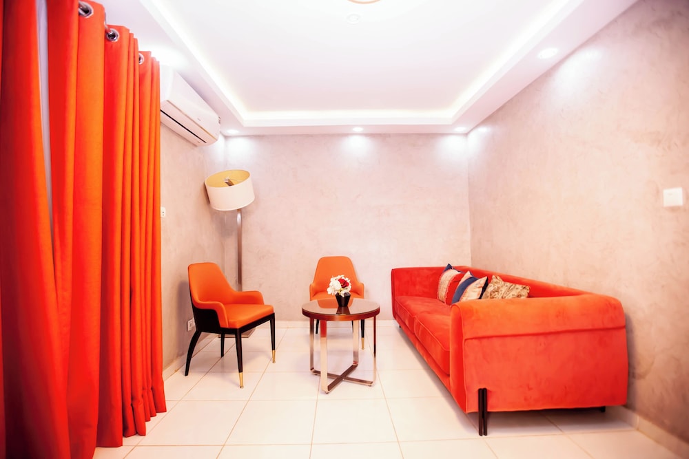 Minotel Les Flamboyants 31/50