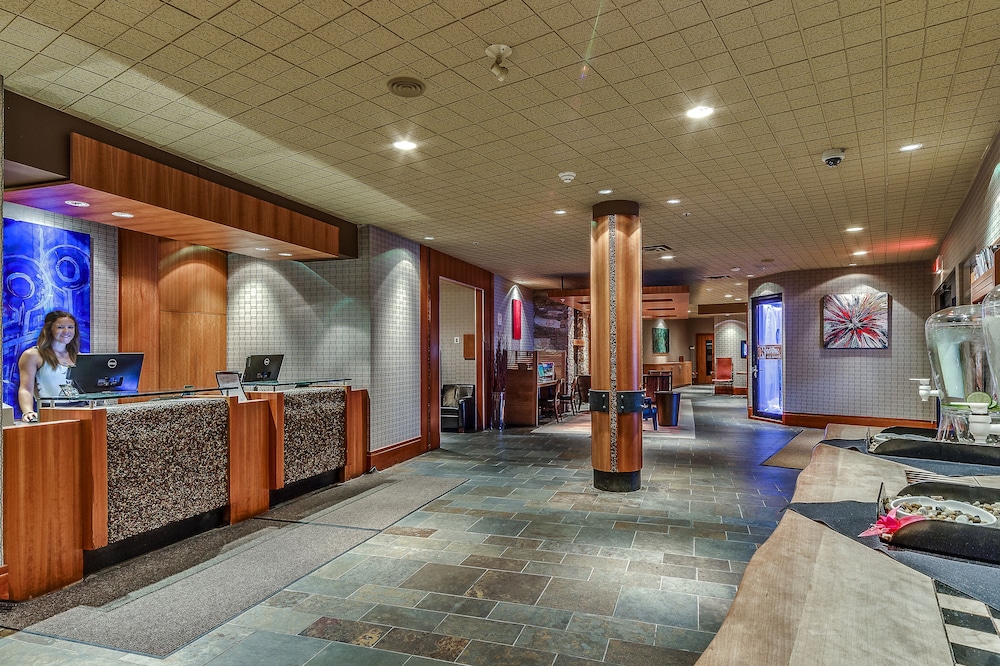 Listel Whistler Hotel 5/62