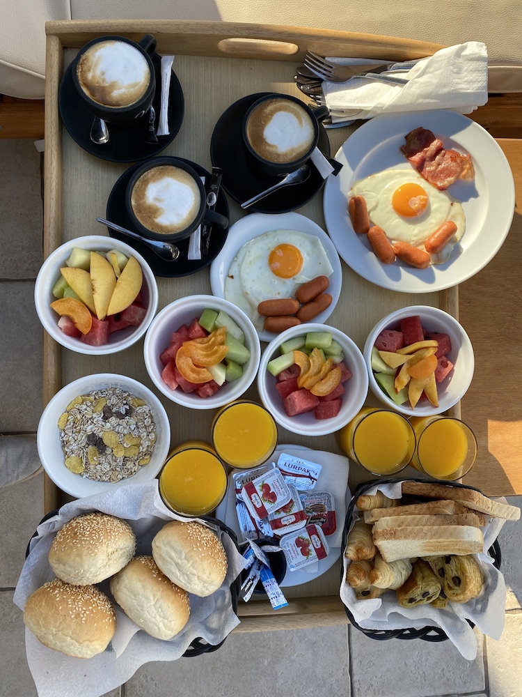 Kalya Suites 41/59