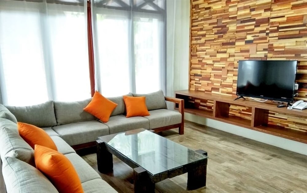 Mutiara Carita Cottages 43/72